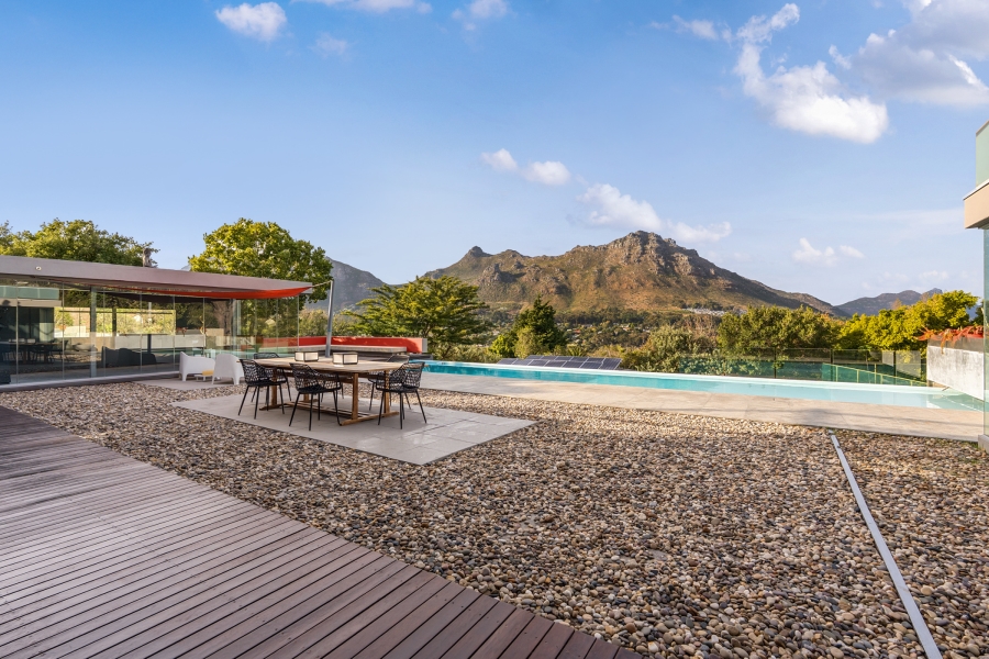 7 Bedroom Property for Sale in Valley Area Western Cape